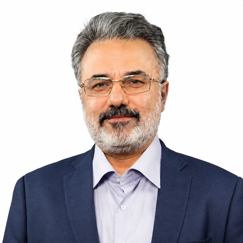 تصویر پروفایل دکتر فرزاد پاکدل، جراح پلاستیک چشم و پلک